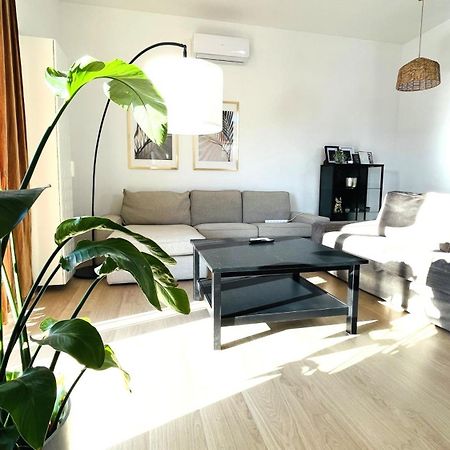 House Flow, 3 Room, Free 2 Parking براتسيلافا المظهر الخارجي الصورة