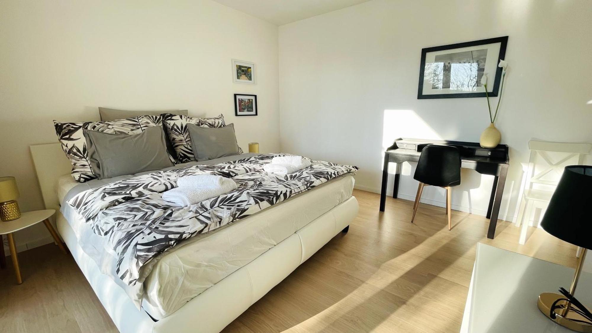 House Flow, 3 Room, Free 2 Parking براتسيلافا المظهر الخارجي الصورة