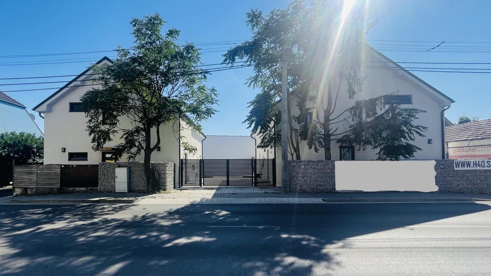 House Flow, 3 Room, Free 2 Parking براتسيلافا المظهر الخارجي الصورة