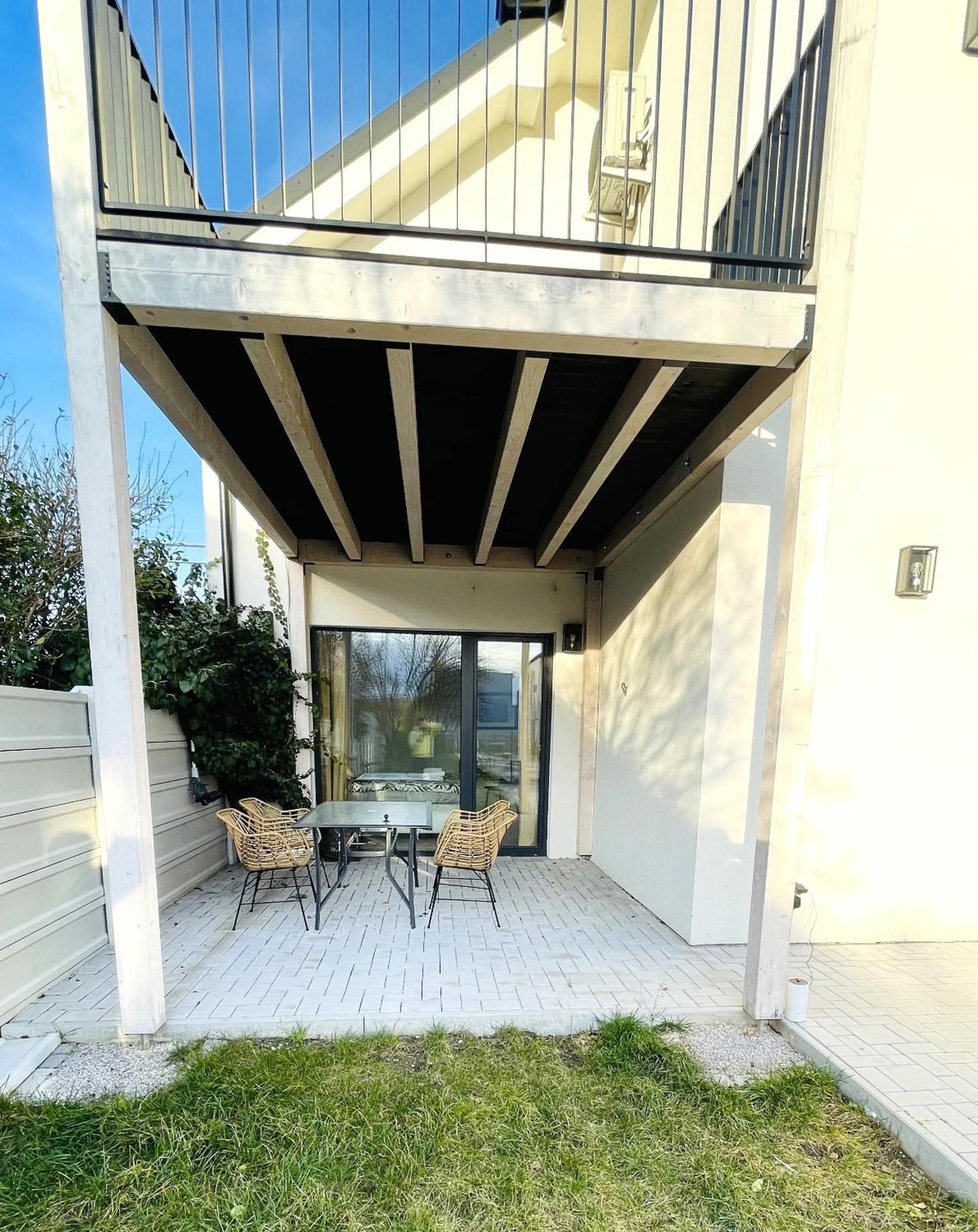 House Flow, 3 Room, Free 2 Parking براتسيلافا المظهر الخارجي الصورة