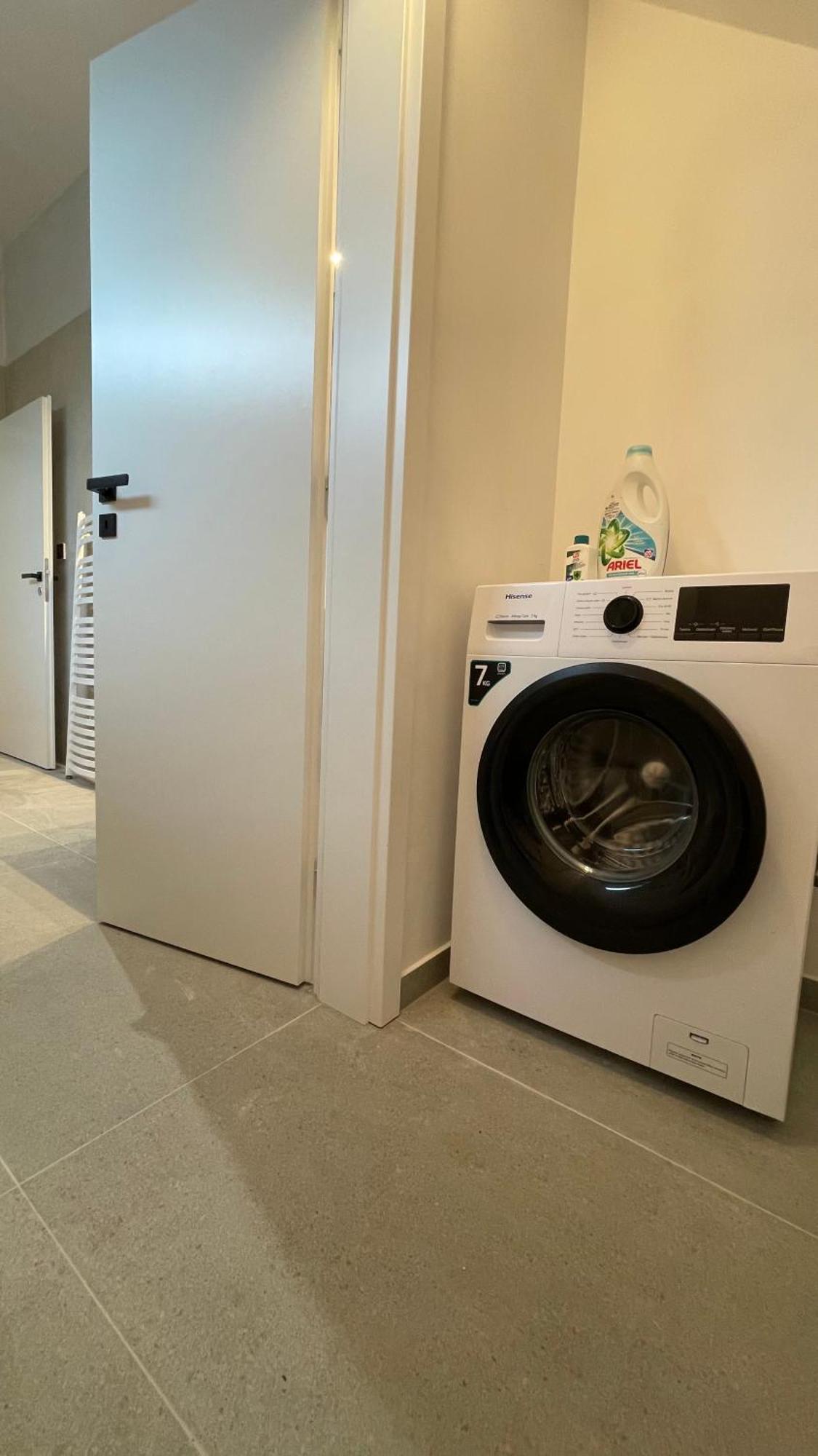 House Flow, 3 Room, Free 2 Parking براتسيلافا المظهر الخارجي الصورة