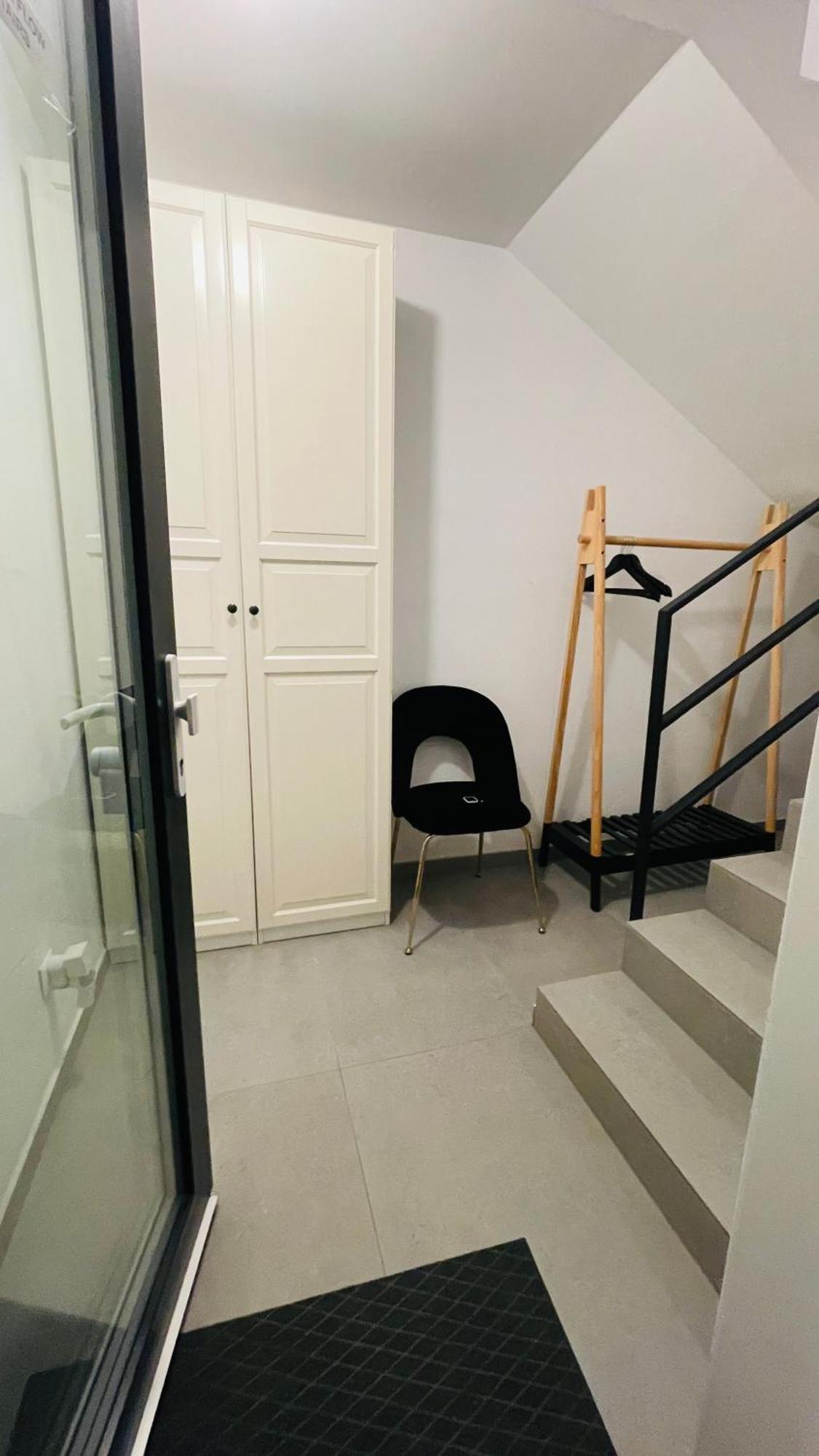 House Flow, 3 Room, Free 2 Parking براتسيلافا المظهر الخارجي الصورة