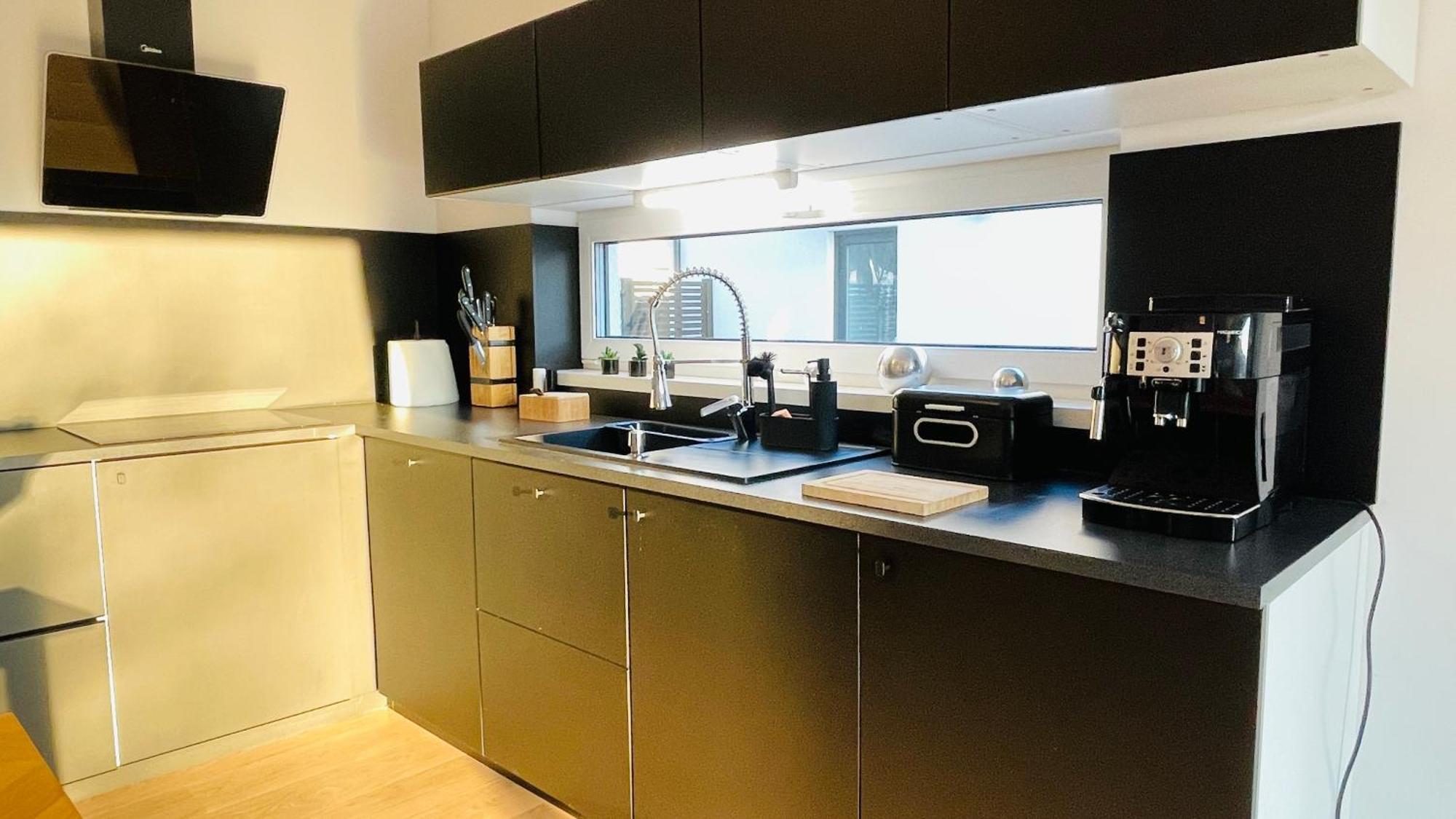 House Flow, 3 Room, Free 2 Parking براتسيلافا المظهر الخارجي الصورة