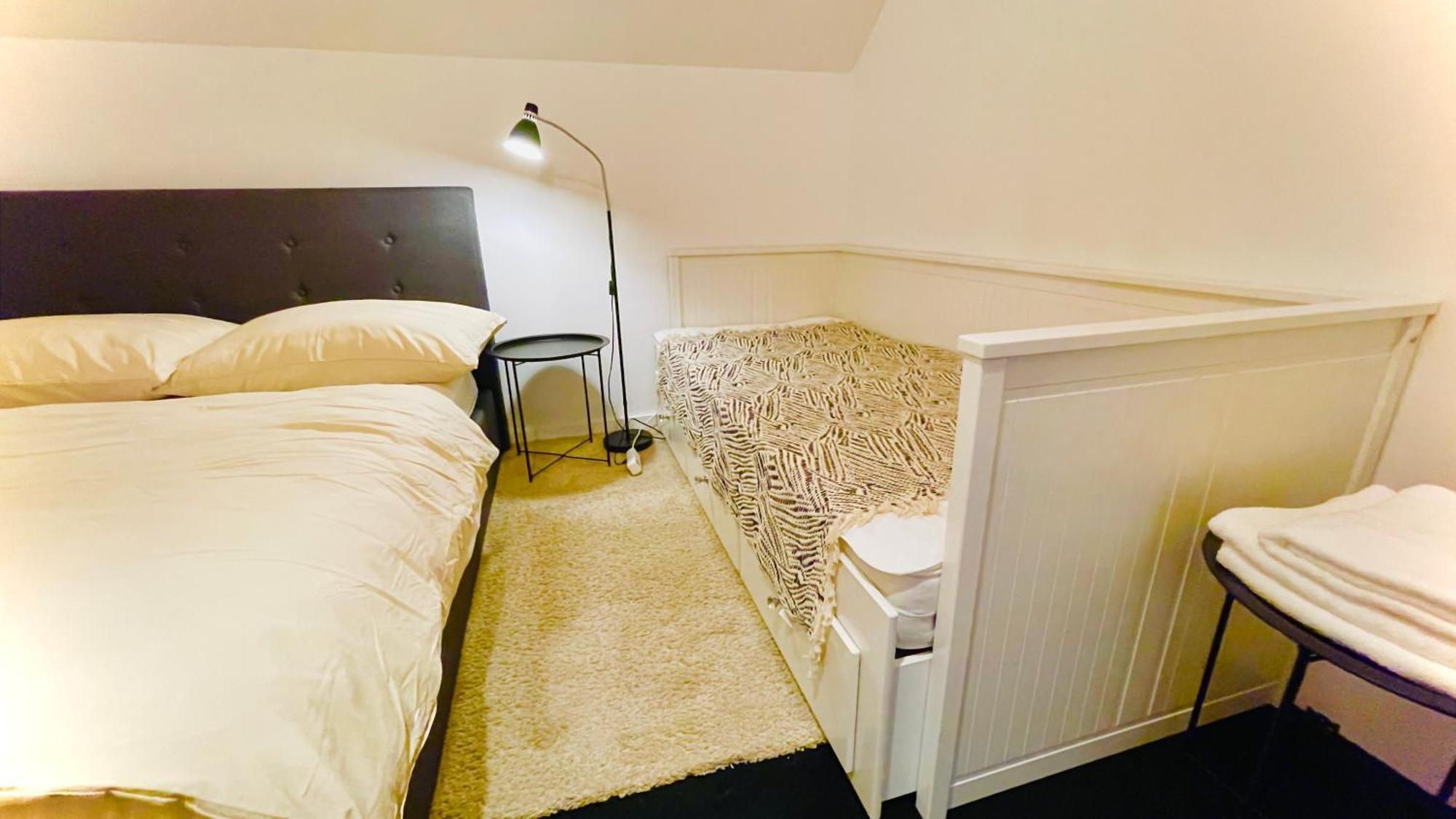 House Flow, 3 Room, Free 2 Parking براتسيلافا المظهر الخارجي الصورة